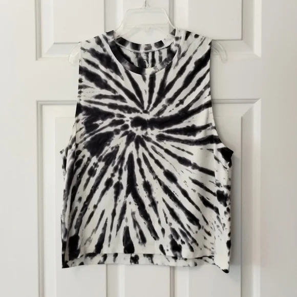 *5 for $20* Sage Collective tiedye active tank top - Picture 2 of 6